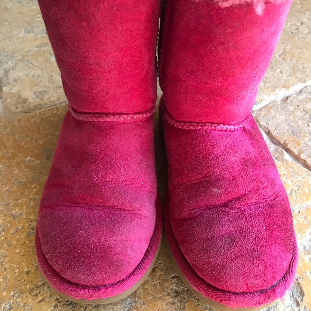 C13 Bailey Bow Uggs